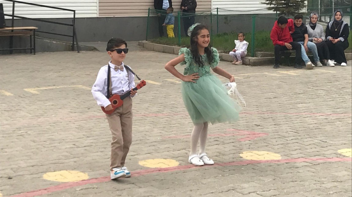 23 NİSAN ULUSAL EGEMENLİK VE ÇOCUK BAYRAMI